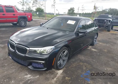 2017 BMW 740I из США, поврежденный, VIN WBA7E2C38HG741062